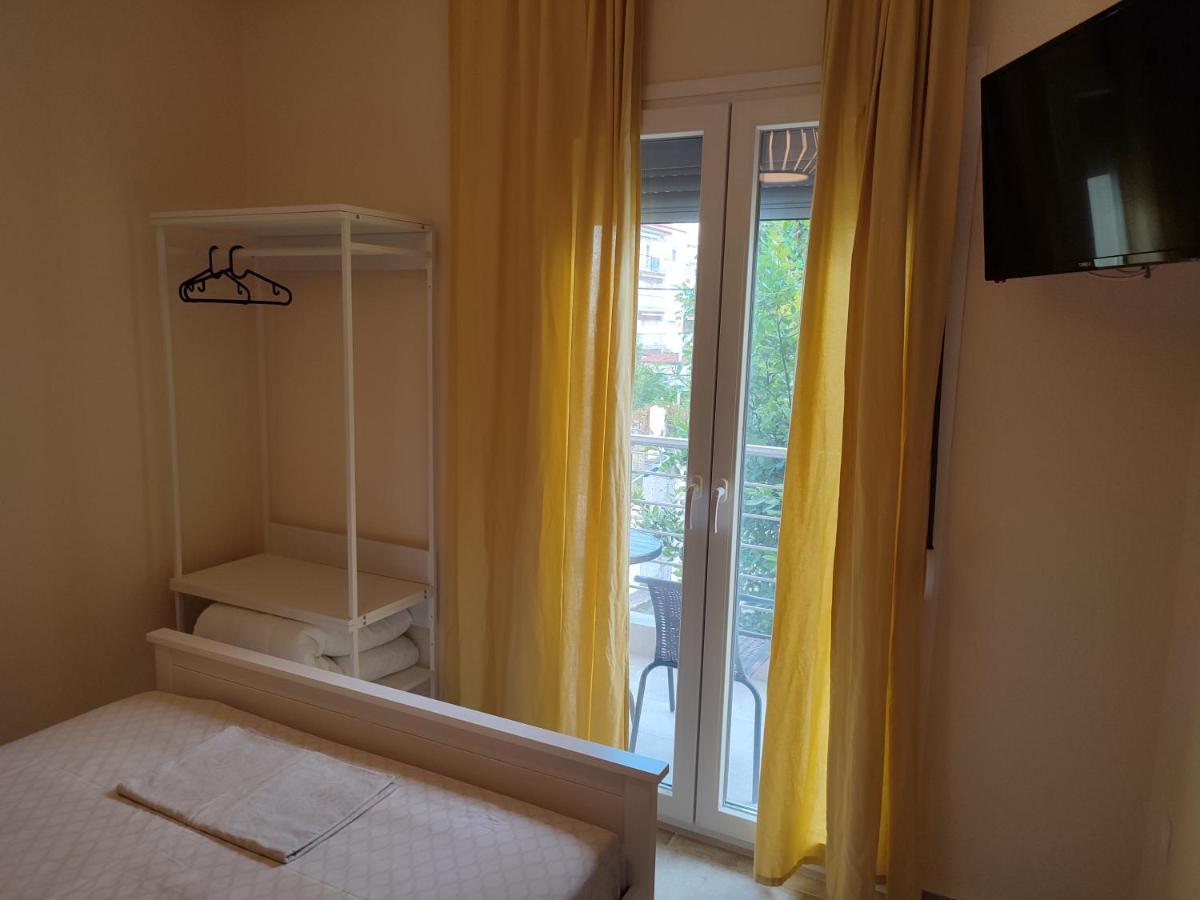 Estrella Rooms Nea Kallikrateia Eksteriør billede
